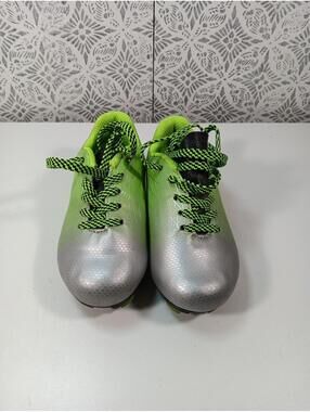DSG Youth Soccer Cleats Green & Silver Unisex Size 8k